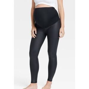 Ingrid & Isabel High Gloss Maternity Long‎ Leggings Maternity Black Large NWT